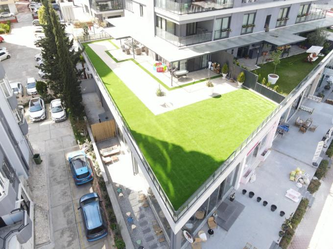 Landschaftskünstliches Gras legen 45mm für Hausgarten-Dekoration mit Teppich aus 0