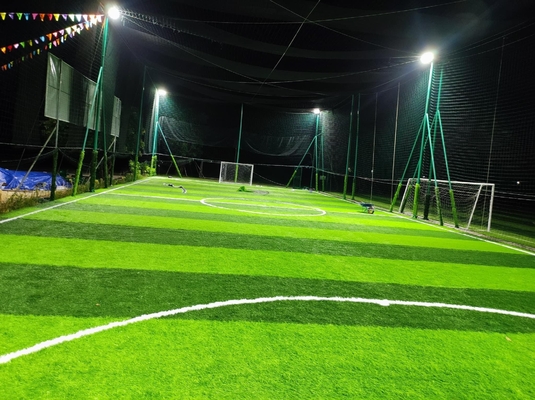 CHINA 55mm Fußball-mit hoher Dichte künstlicher Rasen mit Schock-Auflage fournisseur