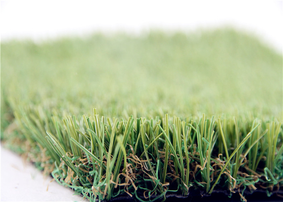 CHINA 40MM falsches Gras mit hoher Dichte für Gärten, natürliches schauendes künstliches Gras fournisseur