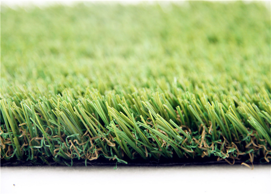 CHINA 15MM grünes gefälschtes Gras für Garten, künstlicher Garten-Rasen-synthetisches Gras fournisseur