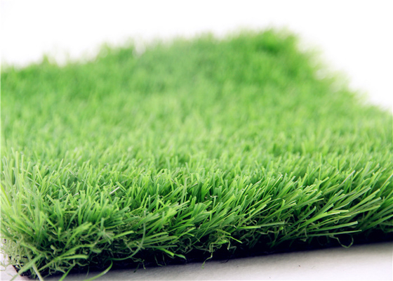 CHINA Gesunde Wand-künstliches Gras für Terrassen-Garten, falscher Garten-Rasen fournisseur
