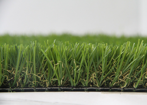 CHINA Natürlicher schauender synthetischer Rasen im Freien, der falsches Rasen-Gras Eco freundlich landschaftlich gestaltet fournisseur