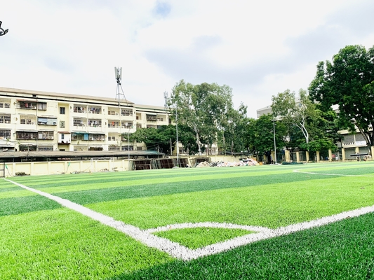 CHINA 65mm Cesped künstlicher Gras-Fußball-Rasen Synthet-Rasen-Fußball-synthetisches Teppich-Gras fournisseur