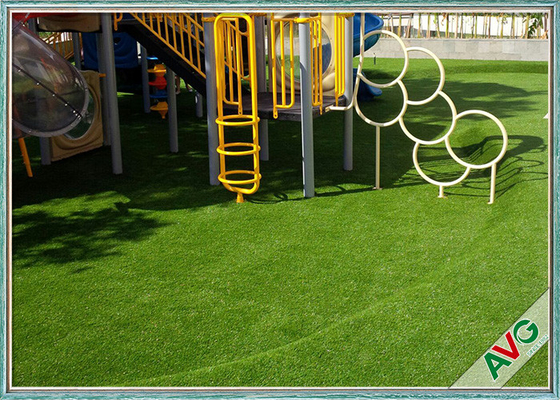 CHINA Natürliches schauendes Spielplatz-künstliches Gras-Safe mit hoher Dichte für Kinder fournisseur