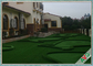 Hervorragende Garten-Fälschungs-Gras 13200 Dtex-Fülle-Oberfläche im Freien mit grüner Farbe fournisseur