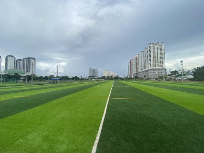 40mm Höhen-künstlicher Fußball-Gras-Teppich haltbar 0