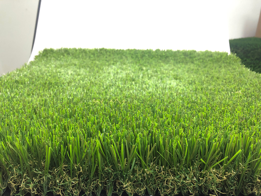 CHINA 25MM künstlicher Gras-Teppich-synthetisches Gras für Garten-Landschaftsgras fournisseur