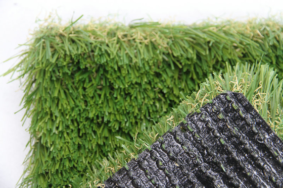 CHINA Natürliches Schauen delux, 35mm künstliches Gras landschaftlich gestaltend im Freien fournisseur