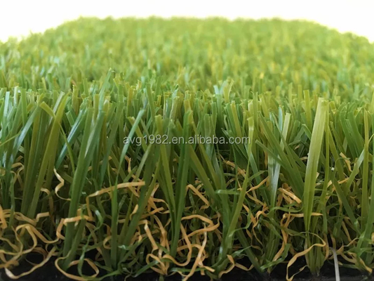 CHINA Weiches glaubendes Monofil PET und gekräuseltes künstliches Gras pp. für den Garten, der wirtschaftlichstes Landschaftsgestaltungsgras landschaftlich gestaltet fournisseur