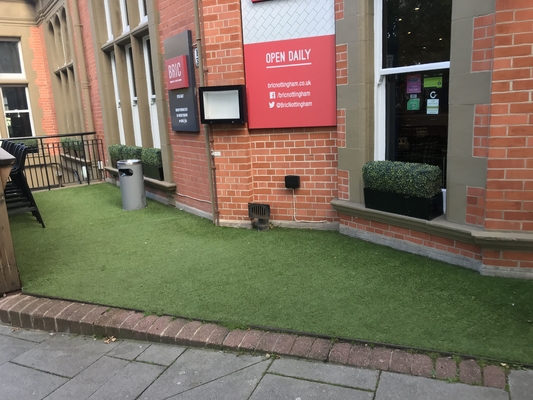Gras-Teppich des Landschaftsgras-20mm für im Garten arbeitenden Plastikrasen fournisseur